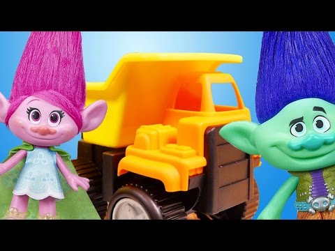 Toys, Games For Kids And Educational Video. A Bridge For Trolls. Learn Colors With Trolls On #TToyZZ