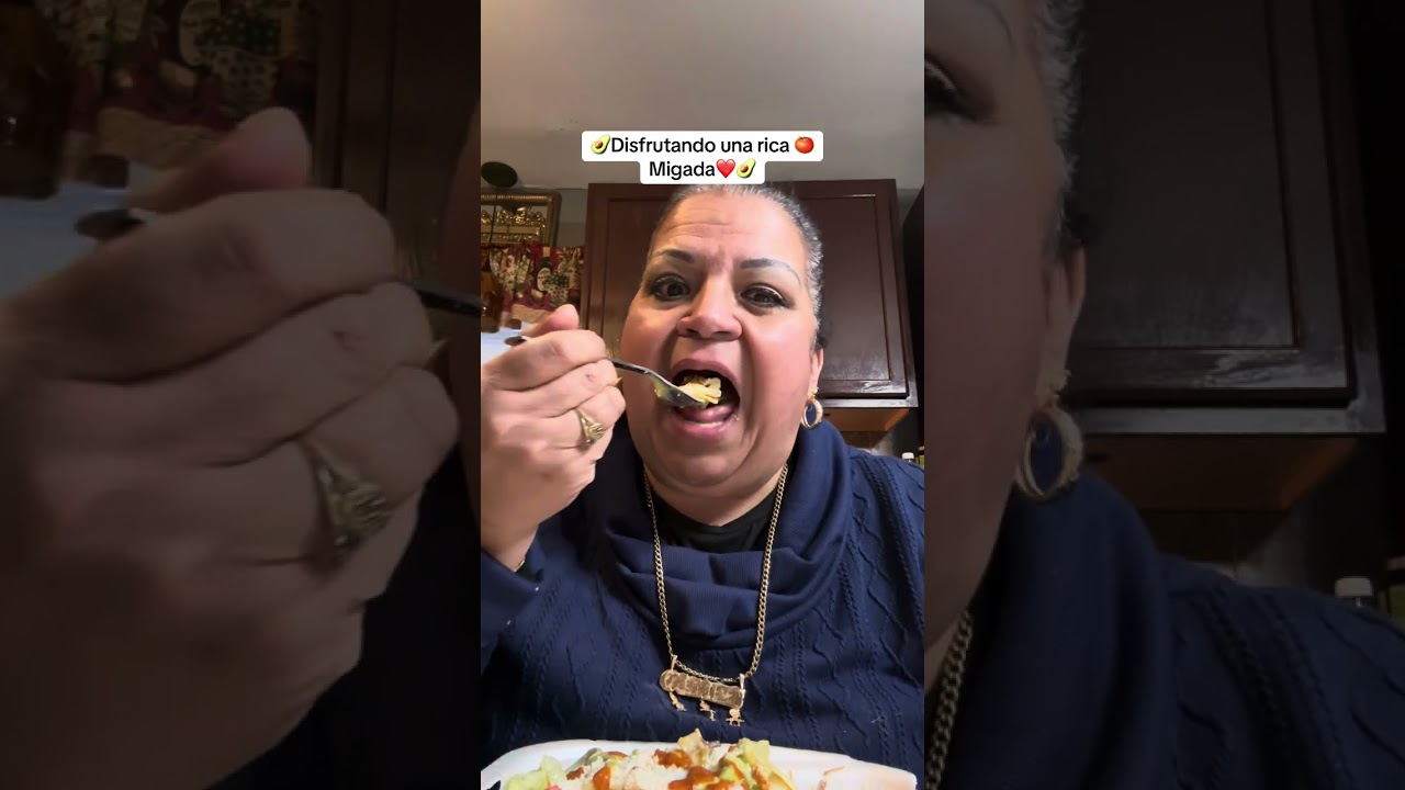 Comiendo una rica migada. De barbacoa con lengua