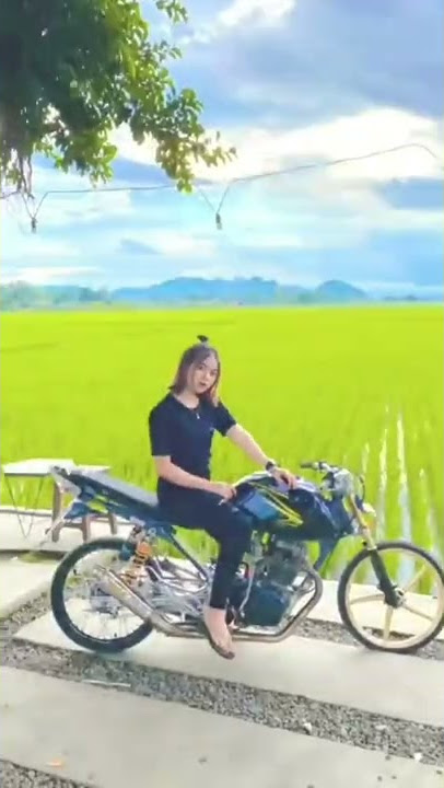Story Gadis Herex. #hondatigerindonesia #mp #herexjatim #herexcantik