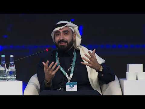 حلقة نقاش حلول رقمية متكاملة لشركات محلية ذات ميزة تنافسية عالمية