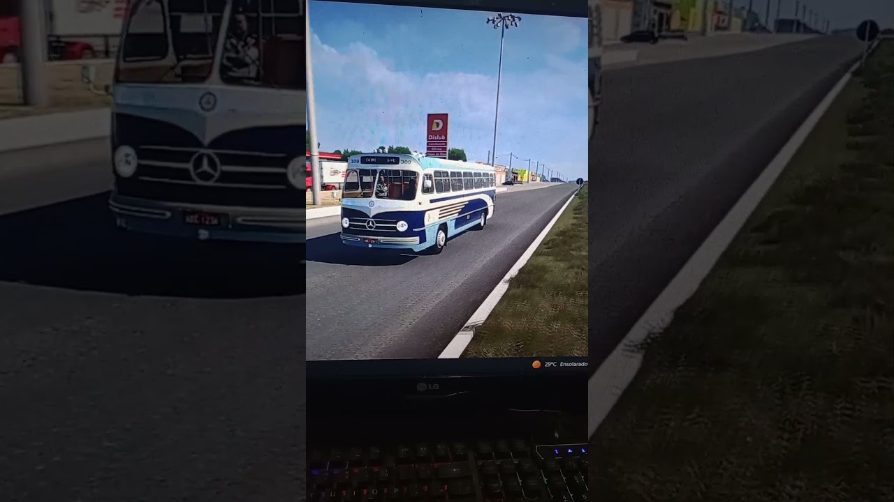 fala galera vamos de  monobloco o321 Mercedez entao se escreva no canal compartilhar