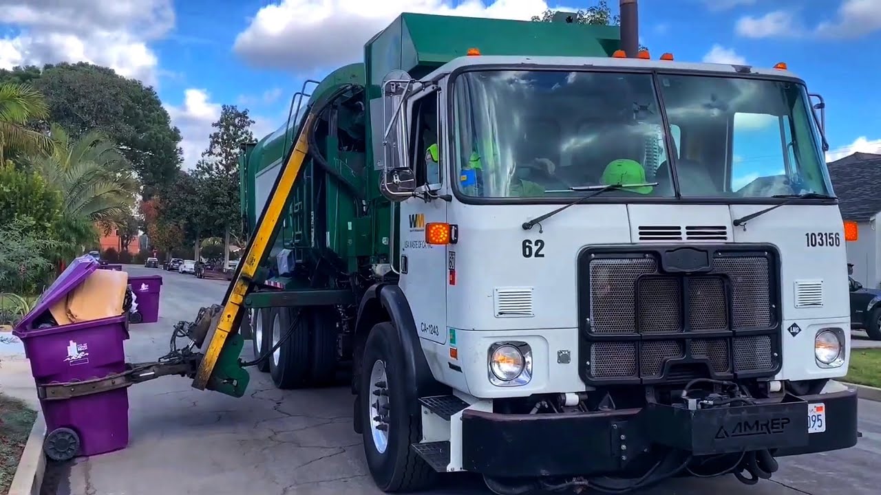 Waste Management Long Beach Christmas Recycle 2018 YouTube