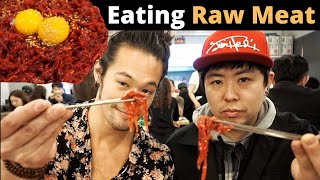 [한글]Eating RAW MEAT in Korea | Gwangjang Market | Yukhoe | 광장시장 육회 먹방