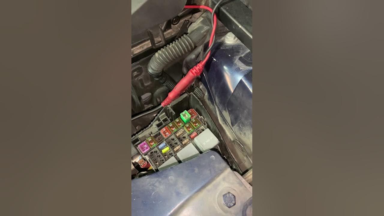 2013 Range Rover Evoque blower motor stay on ..resistor bad.. YouTube