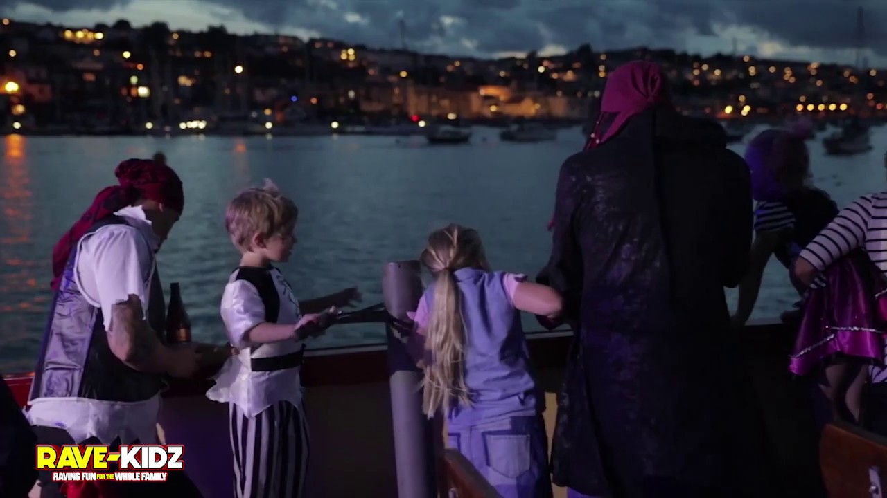 EVENT 3   - BOAT PARTY - CORNWALL