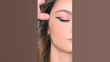طريقة رسم ايلاينر الهبه اشتراك لايك 