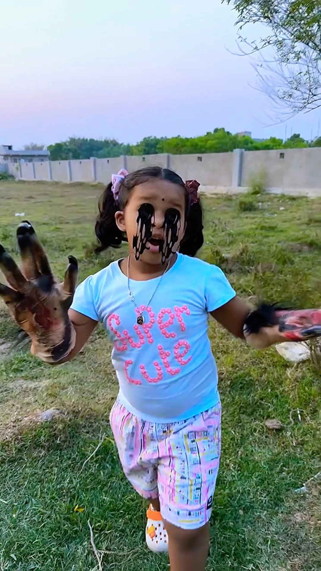 I can see you - Daughter scares Mom???#mistihappylifestyle #shorts #viral