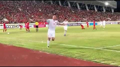 Cận cảnh rõ ràng nhất bàn thắng nâng tỉ số lên 2-0 của Anh Đức vào lưới ĐT Lào