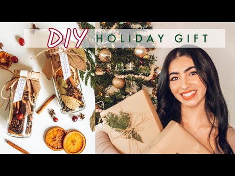 Video: Homemade Holiday Potpourri - DIY Potpourri Gifts From The Garden
