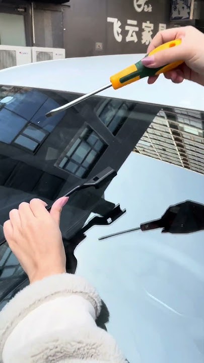 Why are the windshield wipers making strange noises?#driving #tips #