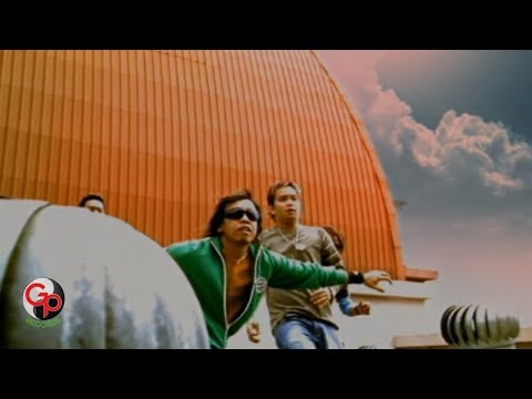 Radja - Ikhlas (Official Music Video)
