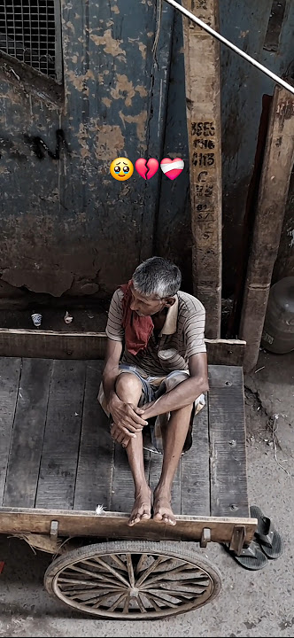 Come crying after watching the video🥹💔 #shorts #ytshorts #emotional #sad #helping