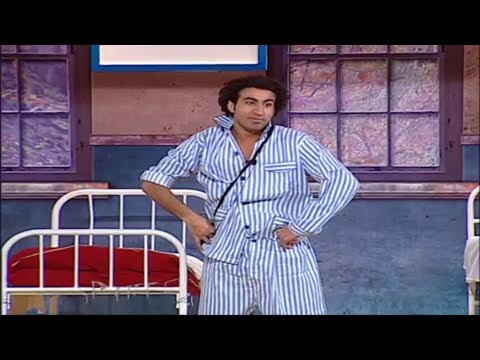 شوف علي ربيع وهو بيقلد محمد منير في عنبر المشاهير هتموت من الضحك