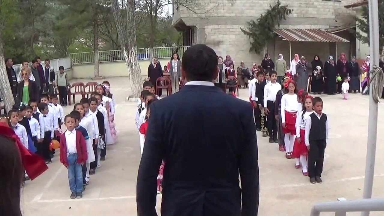 Yeşilce Köyü ilkokulu istiklal marşı ve saygı duruşu 23 Nisan