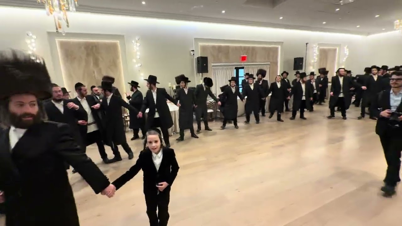 Hershey Langsam on the keys & Kalmy Schwartz @ Issac Greenfield