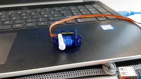 ROCO 222: Task E - PWM Servo Motor Control