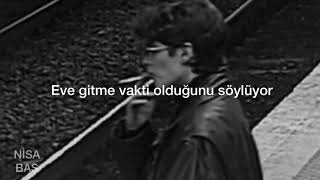 Arctic Monkeys - Whyd You Only Call Me When Youre High Türkçe Çeviri