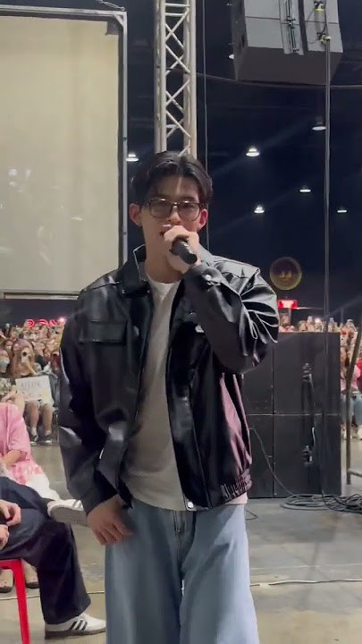 Pond sing Thai love song #pondphuwin #ppnaravit #phuwintang #pondnaravit #phuwin #weareseries #gmmtv
