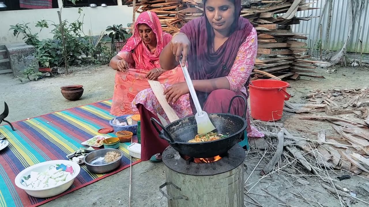 আজকে লাউ দিয়ে চিংড়ি মাছের শুটকি রান্না করলাম #village life of Afroza #
