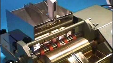 Corona   Gluing Machine with automatic label feeding