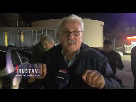 მსუბუქი ავტომობილი ქვეითს დაეჯახა