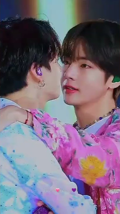 Takook😍💋💜 #taehyung #taekook #jungkook #vkook #handsome #cute #couple #cutecouple #bts #btsarmy#army