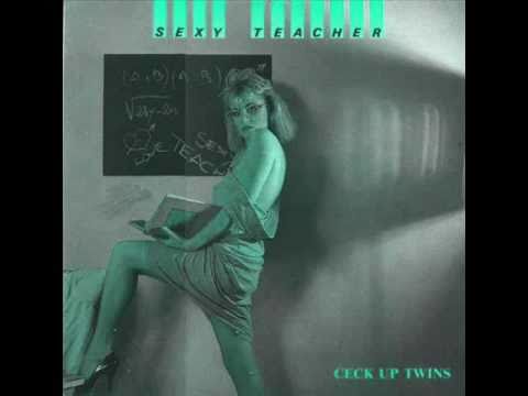 YouTubeでCheck Up Twins - Sexy Teacher (Dub)を視聴