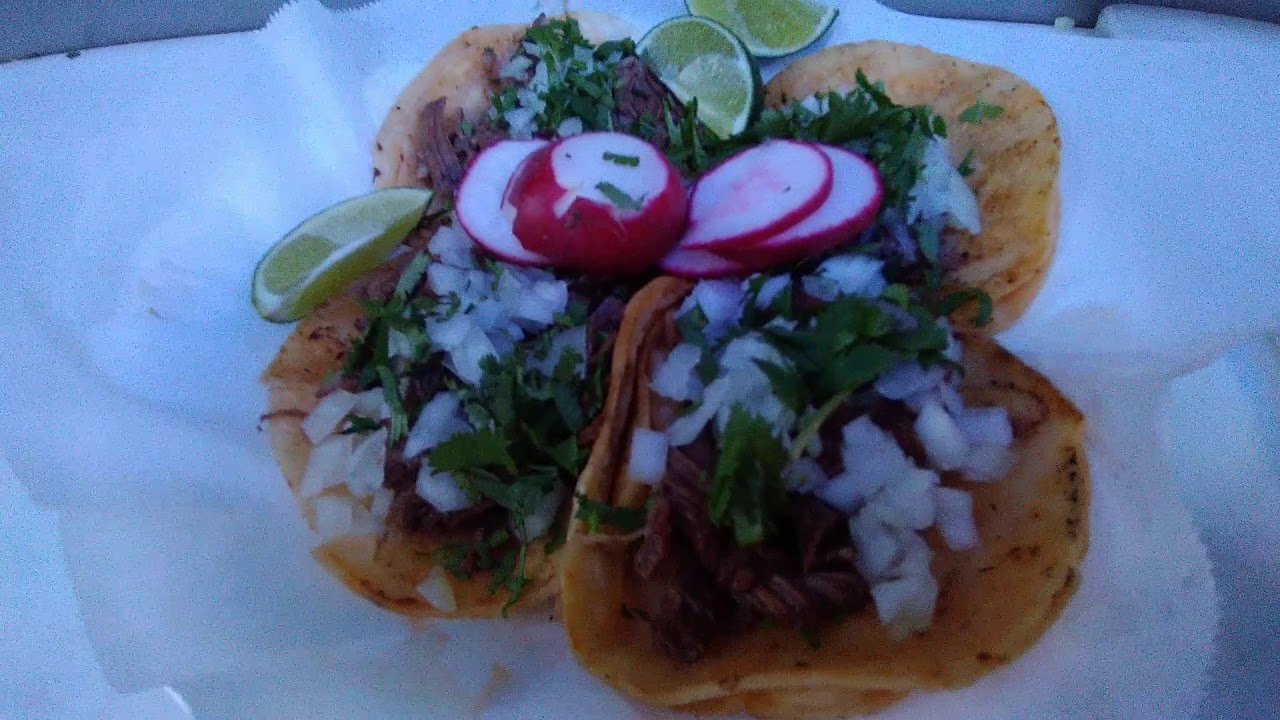 🛫TACOS DE BIRRIA A COMPAÑADO CON SALSA HAVANERO YouTube