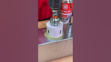 TIPS VOOR ELEKTRICIENS - VAN KLEIN gat naar GROOT gat met een dubbele gatenzaag #shorts