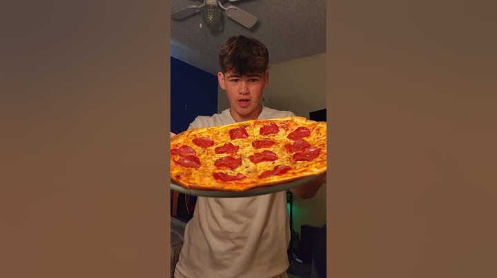 Eat Pizza on a Diet! (under 700 cal)