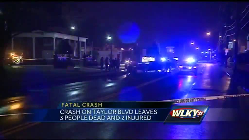 3 killed, 2 injured in early morning crash - YouTube