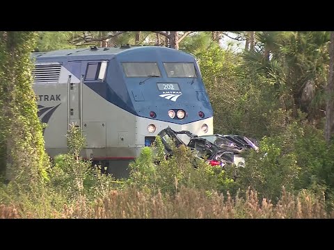 3 killed when Amtrak passenger train collides with vehicle in Jupiter