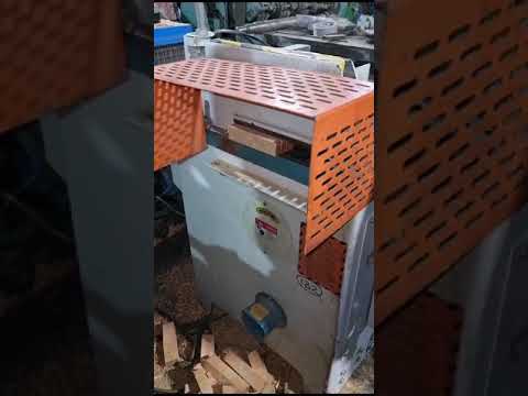 Торцовочный станок MJ2445R