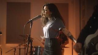 Video thumbnail of "Would? - Violet Orlandi (Live Session)"