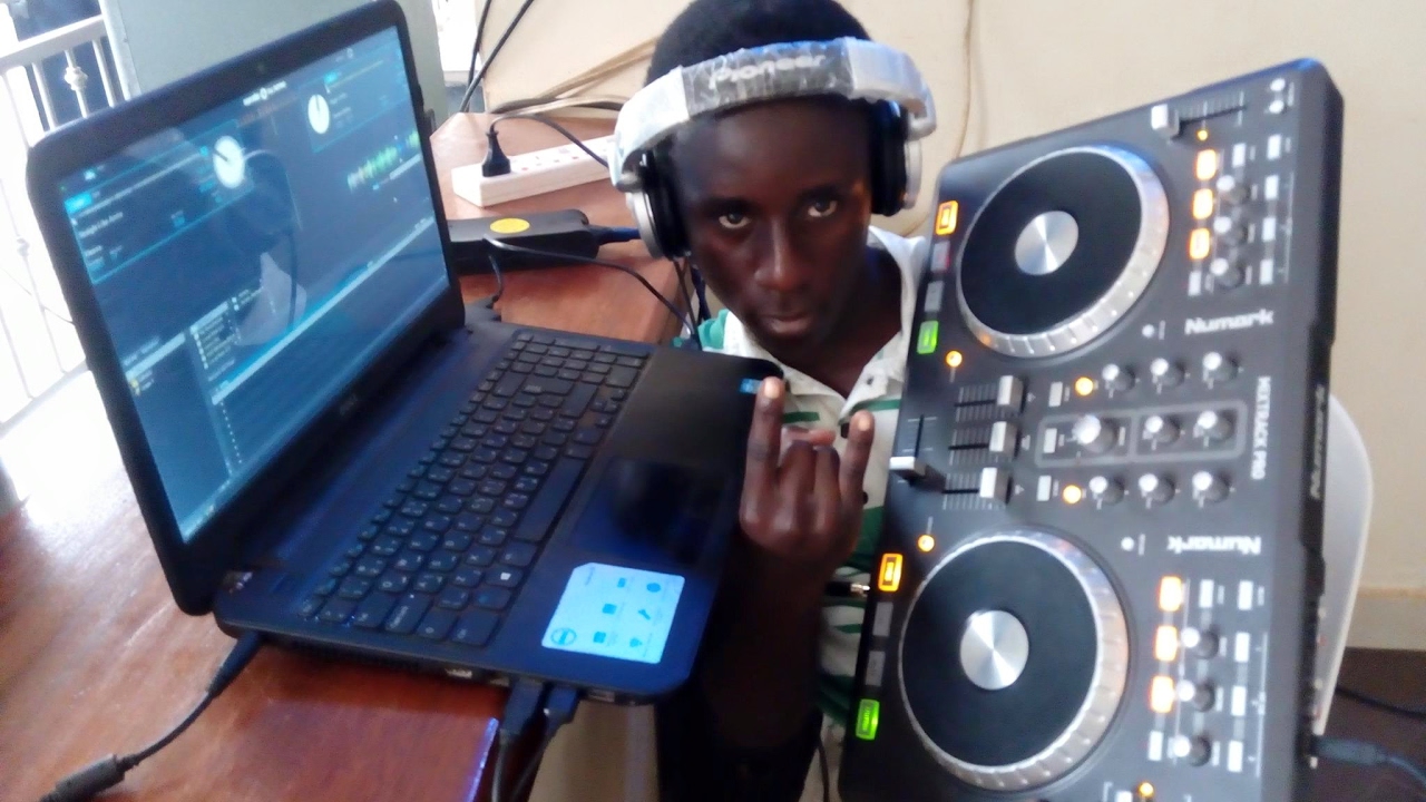 deejay texas Live Stream - YouTube