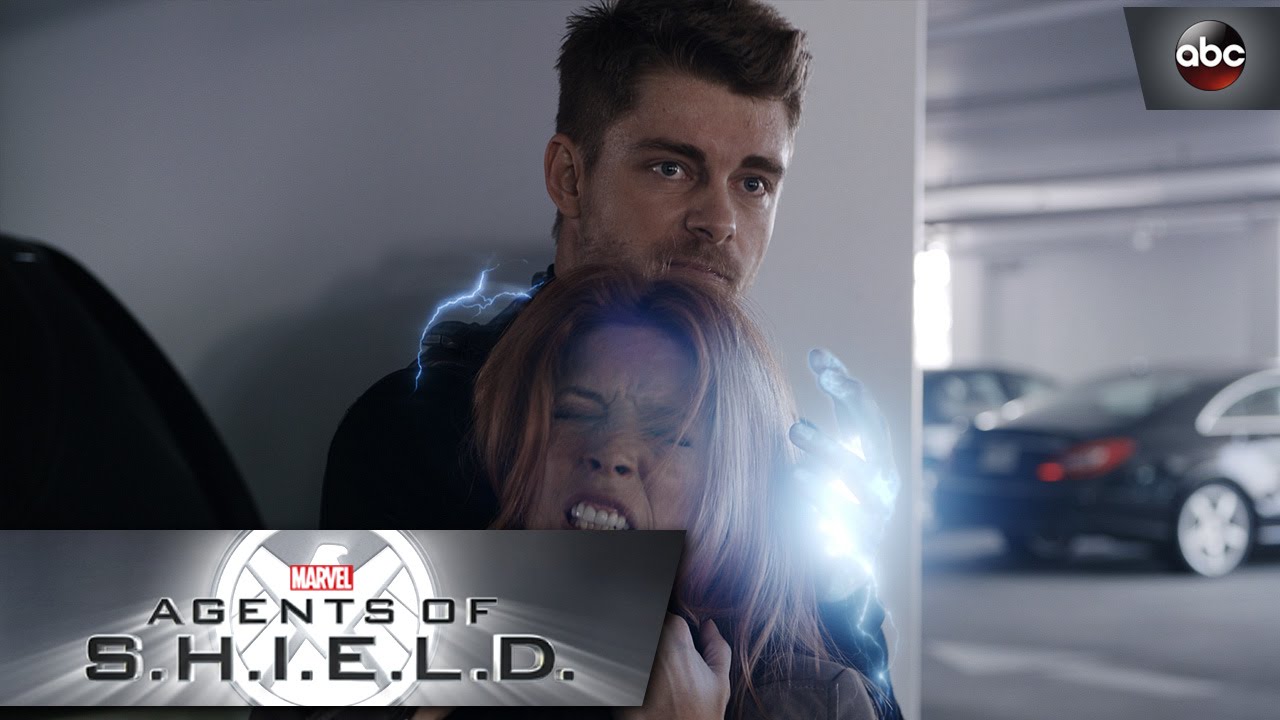 Lincoln And May Take On The Clones Marvel S Agents Of S H I E L D Kick Ss Move Of The Week Youtube