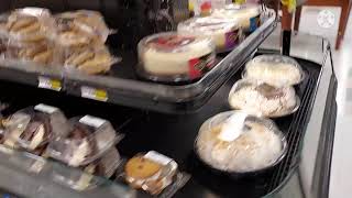 Kroger Bakery Cakes 🎂  Cupcakes 🧁 Slices Of Cakes 🍰  Plus.