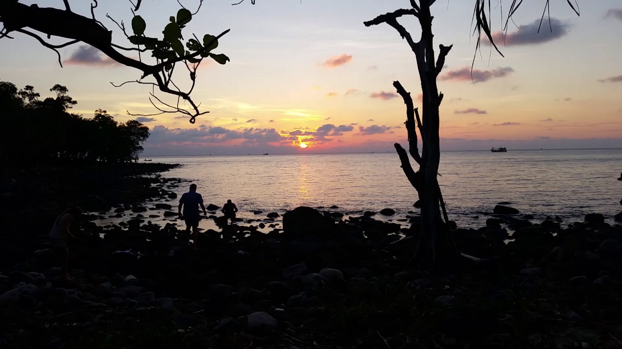 camera iphone 8 plus apk Beautiful Sunset at M'Pai Bei Bay Sunset Beach, Koh Rong Samloem Island, Cambodia