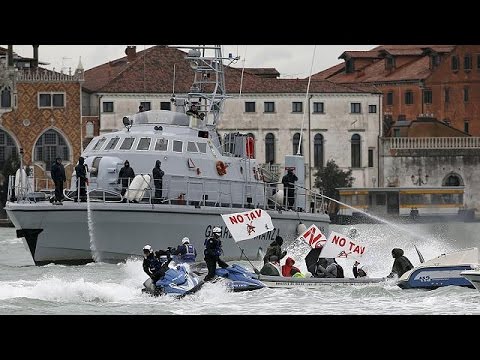 Venedik'te Eylem: Su üstünde Suyla Müdahale