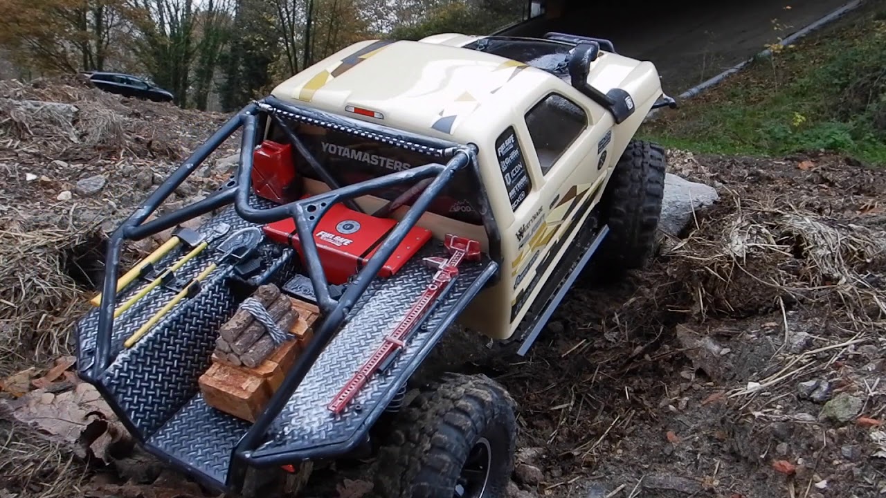 SCX10 2 Honcho modifications - YouTube