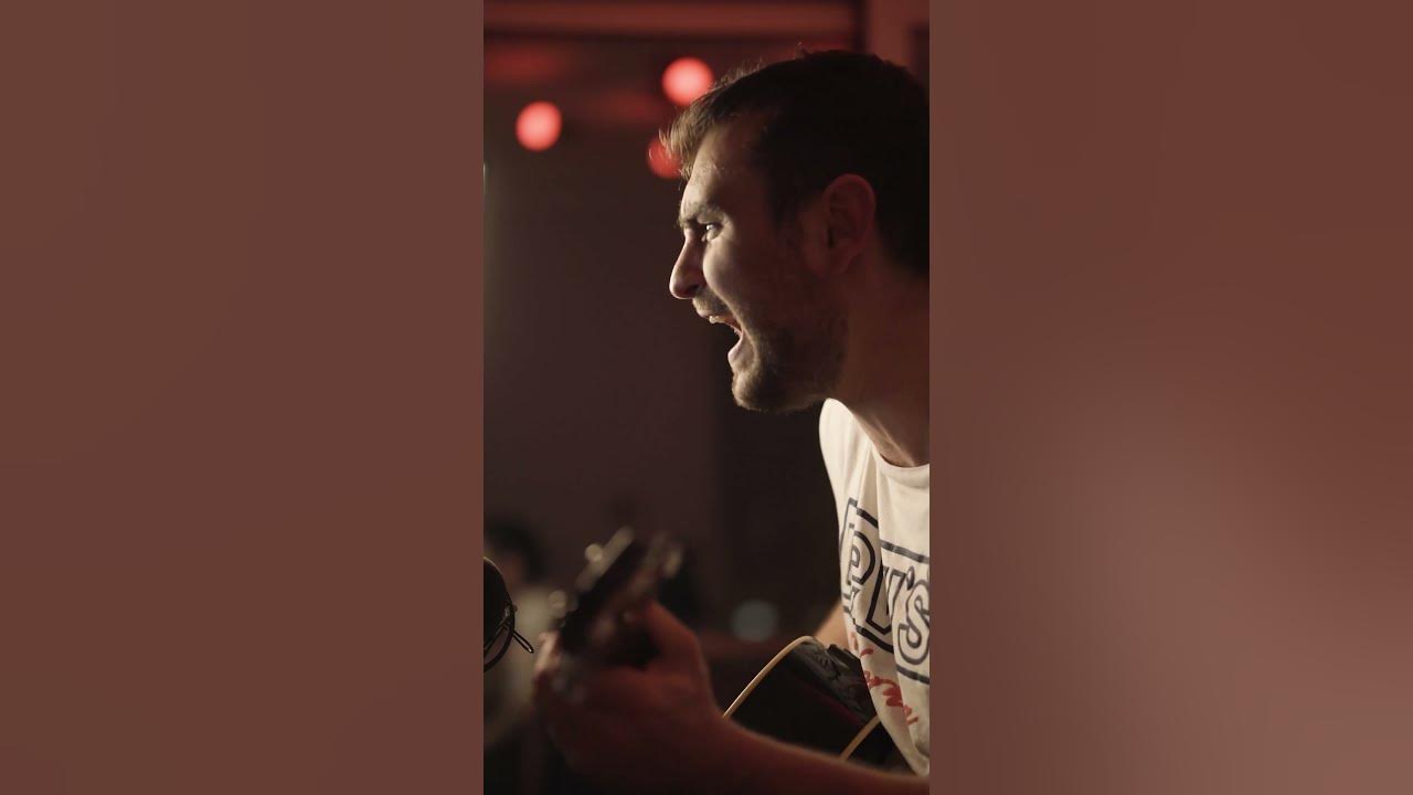Come together - The Beatles tiny acoustic cover