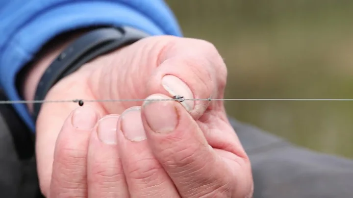 Feeder School: How To Tie A Twizzled Loop Rig