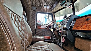 The Only 1993 379 Peterbilt With This Interior In America, I'm 21 With 2 Trucks Working Hard