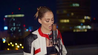 Carine - Stuck In Your Mind | Rooftop Live Session Resimi