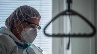Koronavírus: az elmúlt egy napban elhunyt 136 beteg Magyarországon
