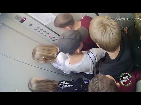 Рисуют на стнеах.