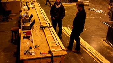 The grid shell marking machine to build timber grid shells