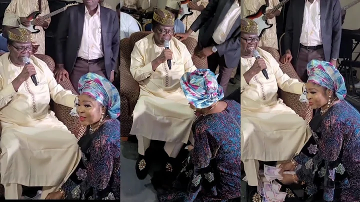 MOMENT SALAWA ABENI RECEIVE CHIEF EBENEZER'S OBEY BLESSING AT AARE GANI IGE ADAMS 52TH BIRTHDAY