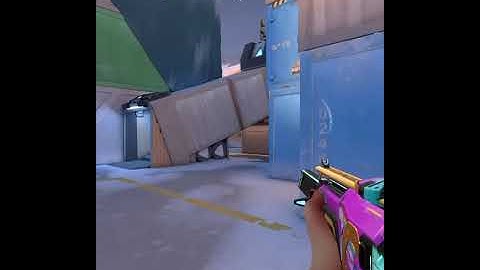 1v5 Reyna clutch VALORANT #Shorts