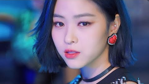 ITZY Ryujin “Wannabe” shoulder dance compilation Part 1